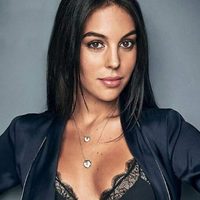 ¡Bien ahí! Georgina Rodríguez regresó pero con el jean roto ¿Qué le pasó?