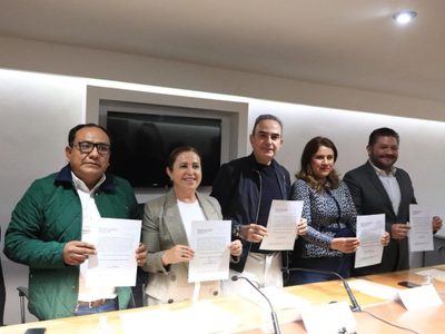 Sigue la desbandada priista en Puebla: ahora cinco alcaldes dejan al partido
