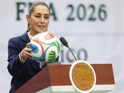 La presidenta de México no irá al Mundial y le regala su entrada a una niña