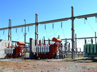 Buscan finalizar la obra de ampliación eléctrica de Senillosa