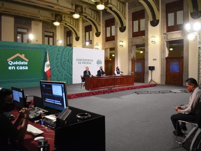 López-Gatell: está por comenzar la fase 1 de la vacuna Patria