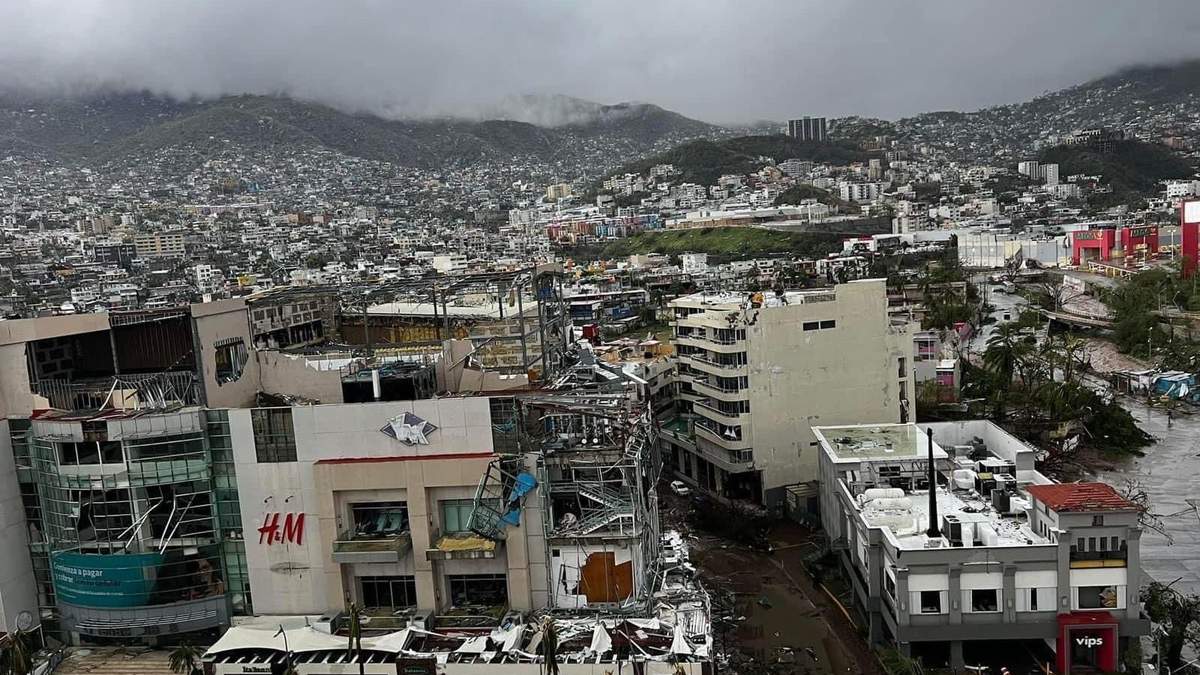 Acapulco tras el paso del huracán "Otis"