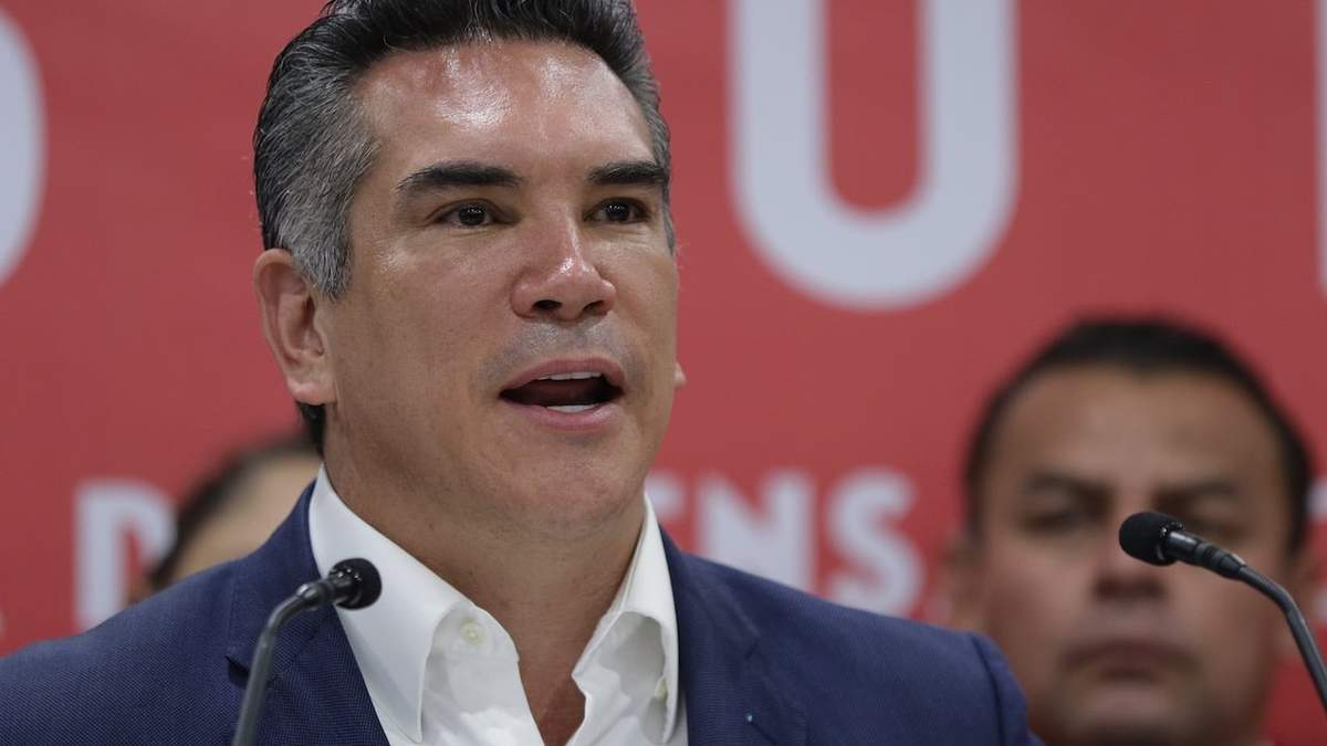 El líder nacional del PRI