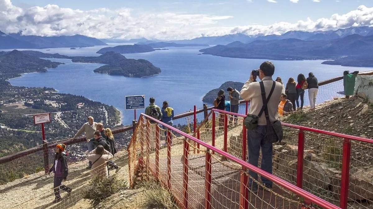 Con el plan "Bariloche para rionegrinos" la ciudad busca atraer visitantes. Fuente: (Twitter)