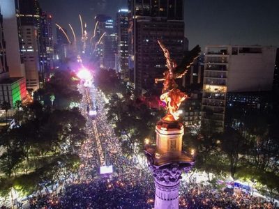 Paseo de la Reforma: 120 mil personas reciben 2024 en concierto de Rubén Blades