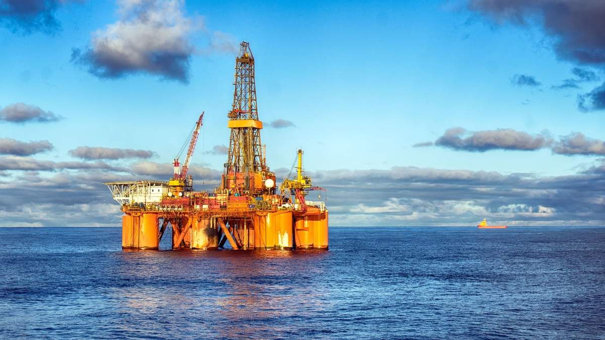 Petróleo (Fuente: Twitter)