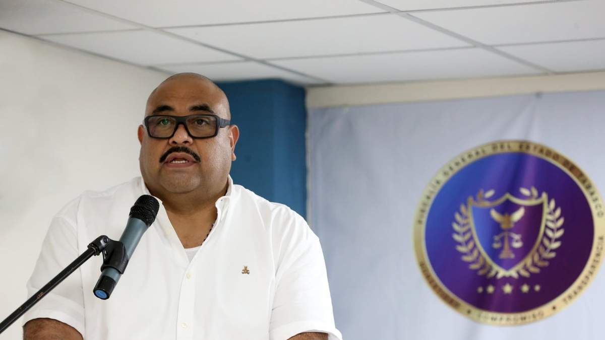 El fiscal general del estado de Tabasco, Óscar Tonathiu Vázquez Landeros.