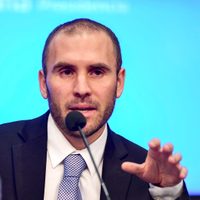 Deuda: Guzmán anunció que trabaja en las "enmiendas finales de la oferta"