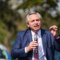 Cómo son los convenios que firmó Alberto Fernández para el desarrollo de Chubut
