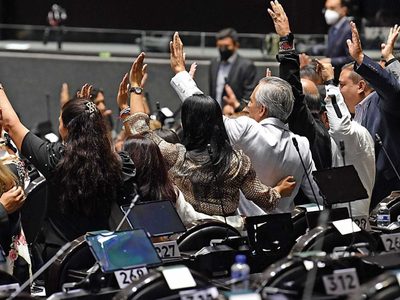 Reforma para acotar al Tribunal Electoral, "no va": Ante "el repudio", la "partidocracia" recula