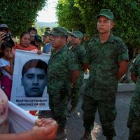 Ayotzinapa: Los militares, premiados