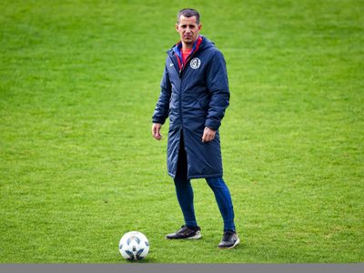 Para reemplazar a Romagnoli: el ex Barcelona que ofrecieron para ser DT de San Lorenzo