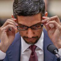 Fundadores de Google ceden la estafeta a Sundar Pichai en Alphabet