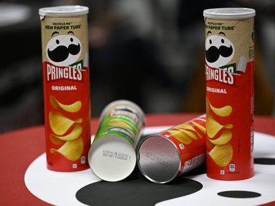 Con una lata de Pringles que ibas a tirar, creá este proyecto estilo Pinterest para ordenar tu baño o habitación