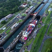 EU asegura que sus buques podrán transitar por el canal de Panamá sin pagar tasas