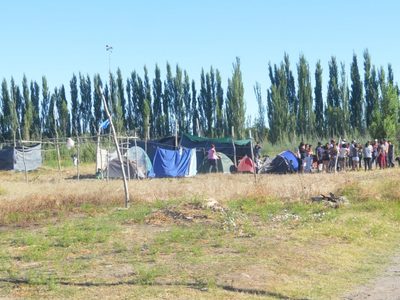 Allen vive momentos de tensión por una nueva toma de tierras en la ciudad