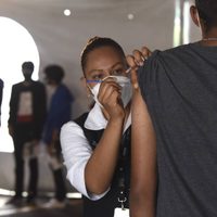 Coronavirus: en un día, 420 muertos y 6 mil 320 nuevos casos
