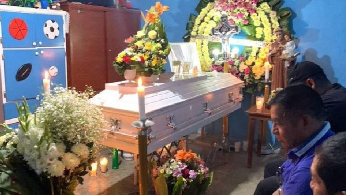 El sepelio de Norma Lizbeth, víctima de bullying