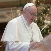 El Papa pide a la Iglesia dejar atrás "rutinas desgastadas" y salir al encuentro de la realidad