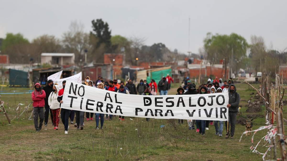 El Gobierno bonaerense denunció la presencia de grupos violentos en el predio de Guernica. Fuente: (Twitter)