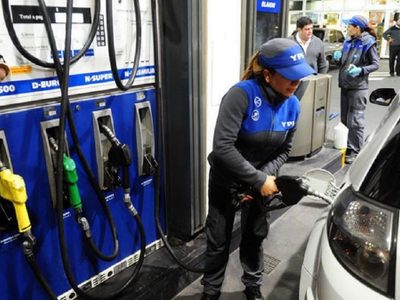 Aumentan los combustibles desde mayo: cuánto suben la nafta y el gasoil