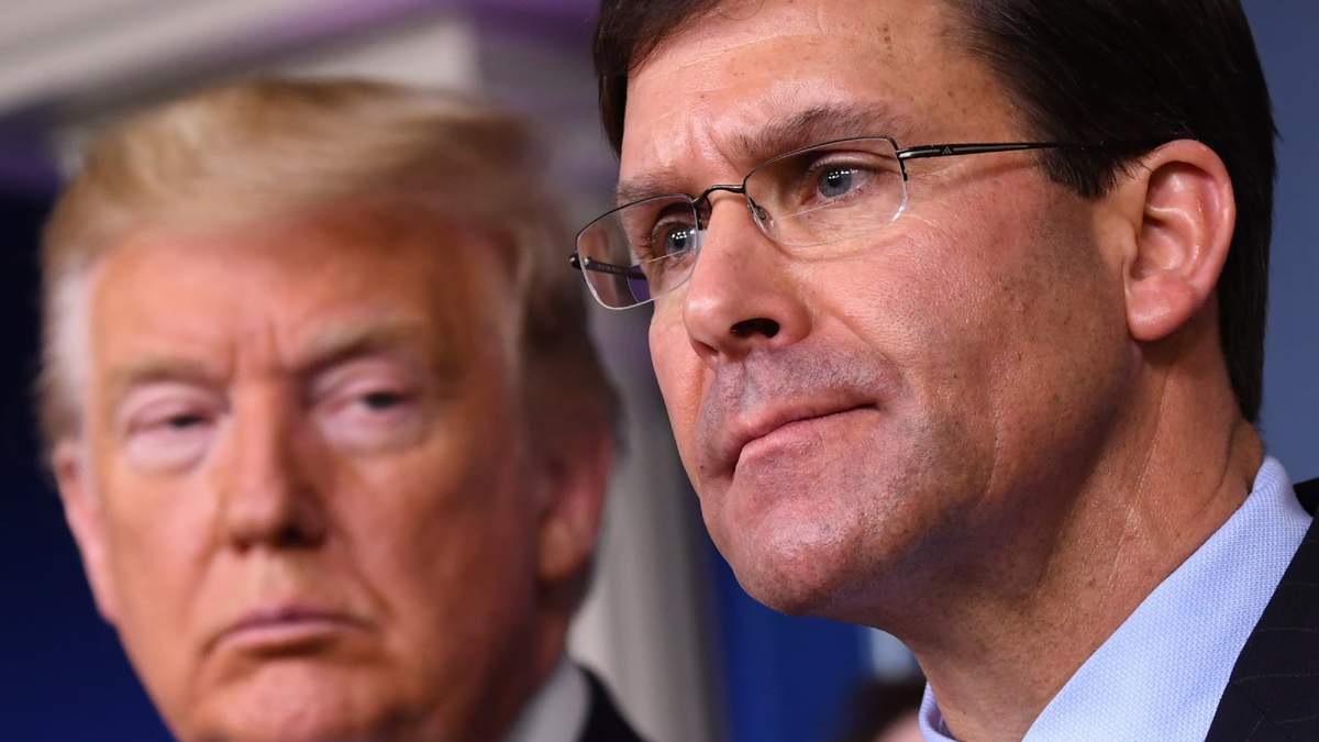 Mark Esper y Donald Trump. Fuente: (Twitter)