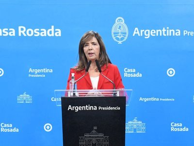 “El Presidente sigue con preocupación”: Gabriela Cerruti se refirió al conflicto en la Magistratura