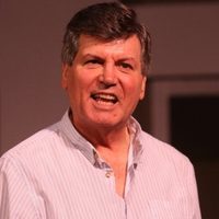La emotiva dedicatoria que recibió Carlos Calvo de Carina Gallucci y ¡una foto actual del actor!