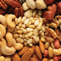 No son las nueces ni las almendras: el fruto seco rico y fácil de conseguir que combate el envejecimiento