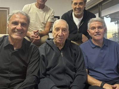 4 campeones del Mundo de 1986 fueron a visitar a Carlos Bilardo