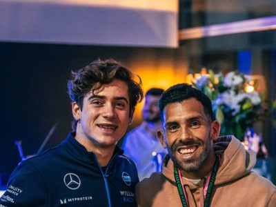 Encuentro 100% bostero: Franco Colapinto estuvo junto a Carlos Tévez en Las Vegas