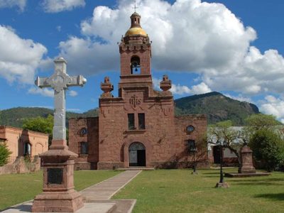 Dos sacerdotes jesuitas fueron asesinados en un ataque armado en iglesia de Urique, Chihuahua