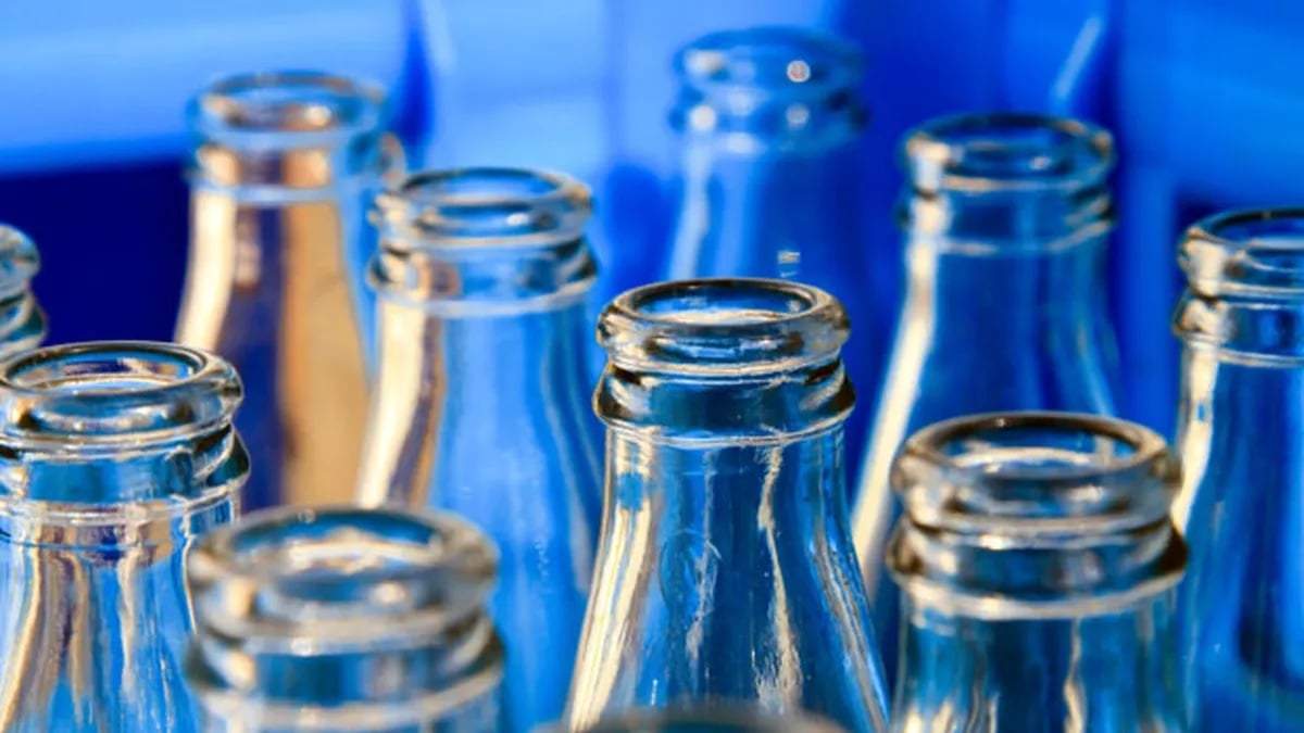 Botellas de vidrio. Fuente: (Instagram)