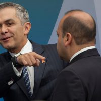 'No hay que calentarse ni apresurarse”, dice Mancera a su gabinete rumbo al 2018