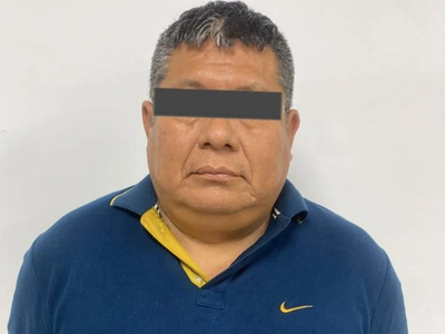 Extraditan a quiropráctico peruano acusado de agresión sexual en Monterrey