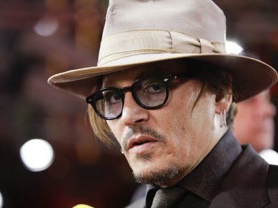 Se estrenó el trailer del increíble filme donde Johnny Depp y Robert Pattinson trabajaron juntos