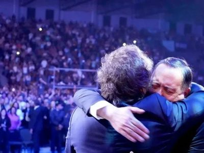 El pastor amigo de Milei y el "milagro" de los 100 mil pesos que se convirtieron en dólares