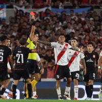 La insólita expulsión de Enzo Pérez en la derrota de River contra Estudiantes de La Plata