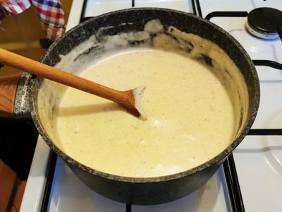 Salsa bechamel sin lácteos y sin aceite: el secreto para preparar esta versión, más sana y baja en calorías