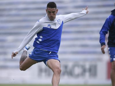 ¿Ricardo Centurión debuta finalmente en la Superliga?