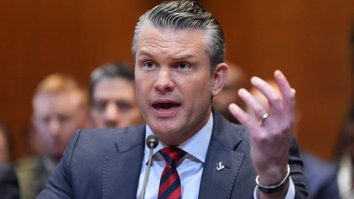 El secretario de Defensa de Estados Unidos, Pete Hegseth, declara en una audiencia del subcomité de asignaciones de defensa del Senado sobre la solicitud de presupuesto para el Departamento de Defensa
