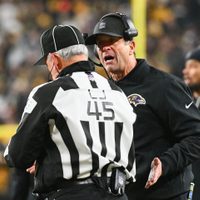 Los Baltimore Ravens despidieron al entrenador John Harbaugh tras la derrota contra Pittsburgh