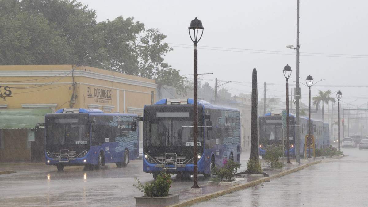Lluvia en Progreso, Yucatán, provocada por Milton