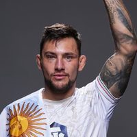 Representación argentina en UFC: horarios de las peleas de Esteban Ribovics y Kevin Vallejos