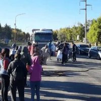 Estudiantes de San Patricio del Chañar levantaron el corte en la Ruta 7