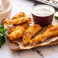 Tiritas de pollo sin TACC: deliciosas y listas en pocos minutos para compartir en casa