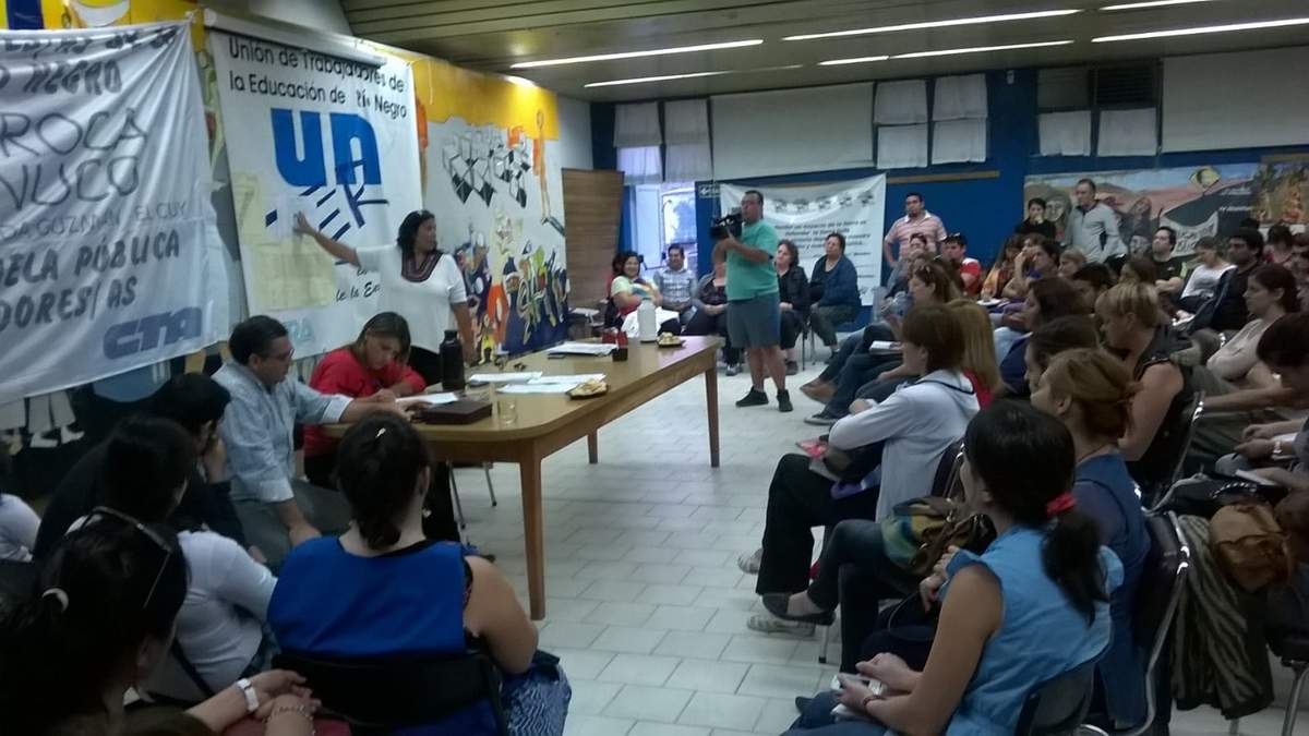 Congreso de la UNTER en General Roca. Fuente: (Twitter)