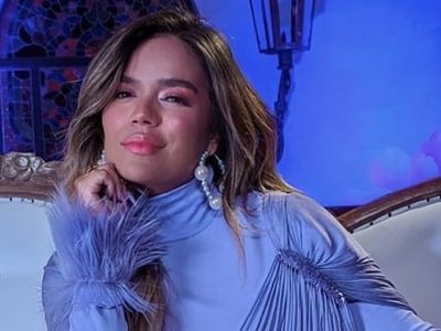 ¡Muy explícita! Karol G sorprende a todos dejándose captura en esta peculiar posición