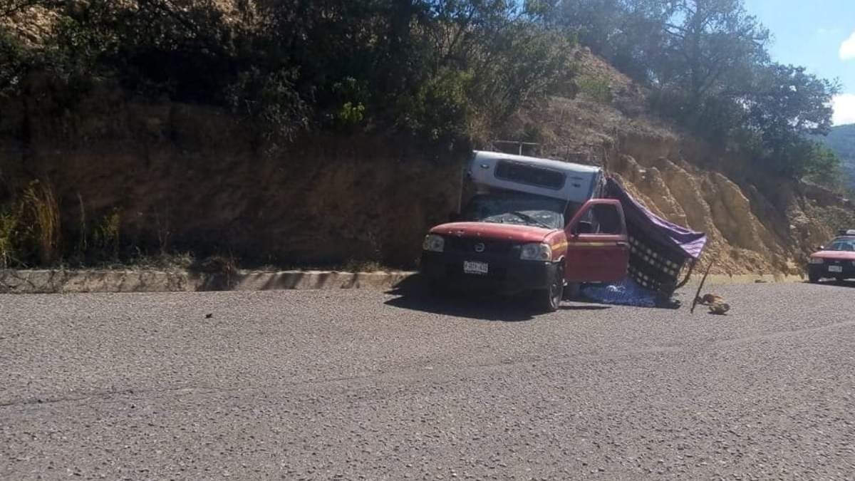 La camioneta en la que viajaban las víctimas