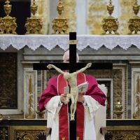 El Papa honra a mártires del siglo XXI: cristianos asesinados por militantes islámicos, entre otros
